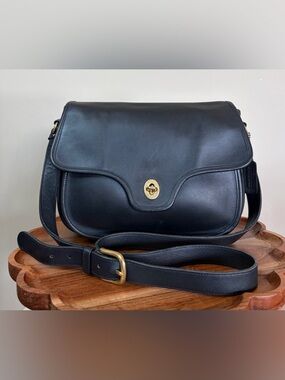 Vintage COACH Lennox Bag Navy Leather Crossbody RARE 9918
